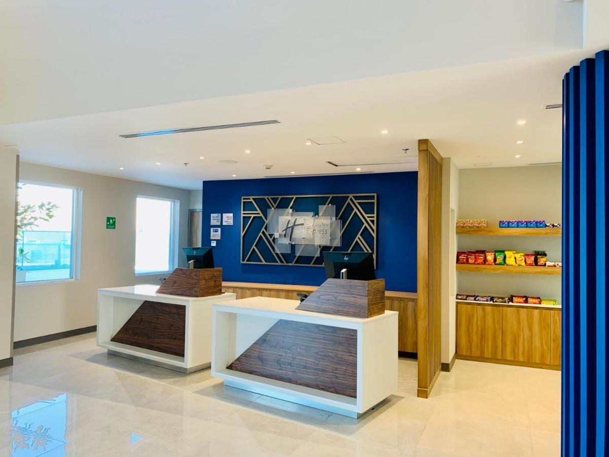 Holiday Inn Express - Guadalajara Vallarta Poniente By Ihg Zapopan Exterior photo