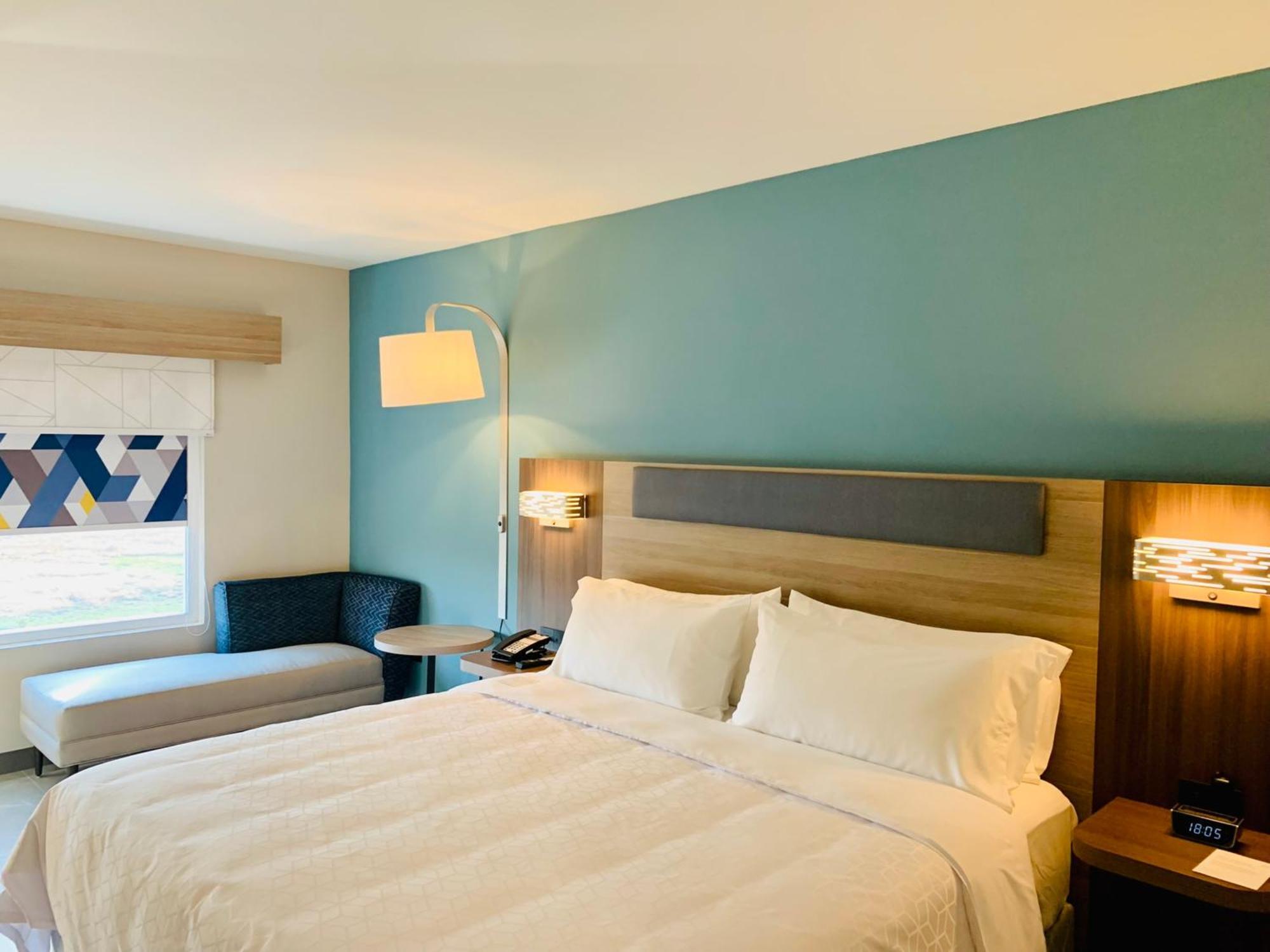 Holiday Inn Express - Guadalajara Vallarta Poniente By Ihg Zapopan Exterior photo